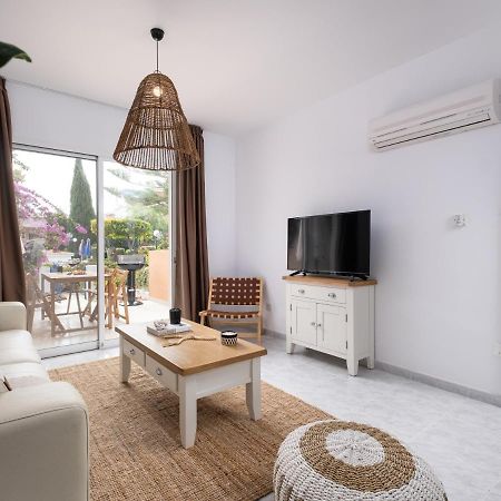 Villa Nephele-Stylish 2Bd Townhouse In Kato Paphos Esterno foto