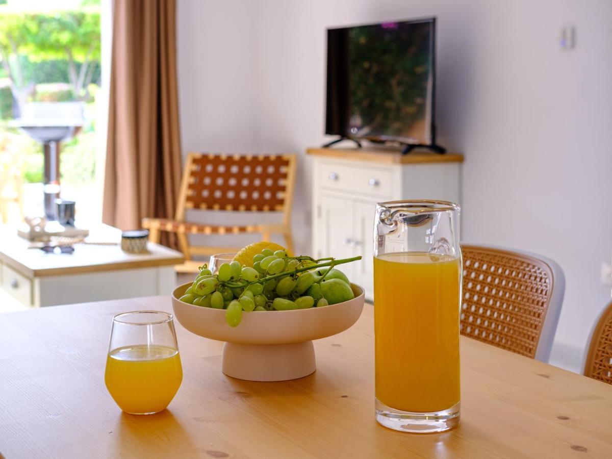 Villa Nephele-Stylish 2Bd Townhouse In Kato Paphos Esterno foto