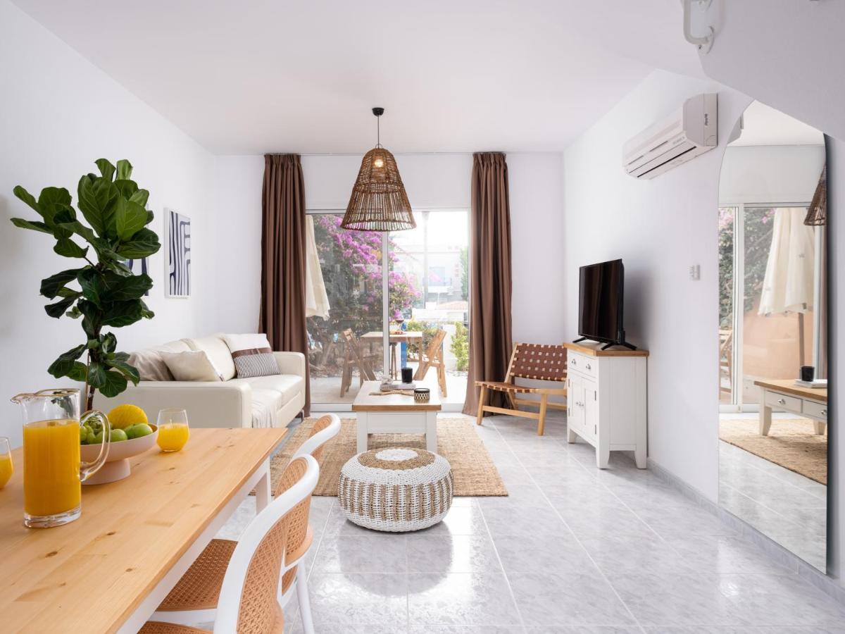 Villa Nephele-Stylish 2Bd Townhouse In Kato Paphos Esterno foto